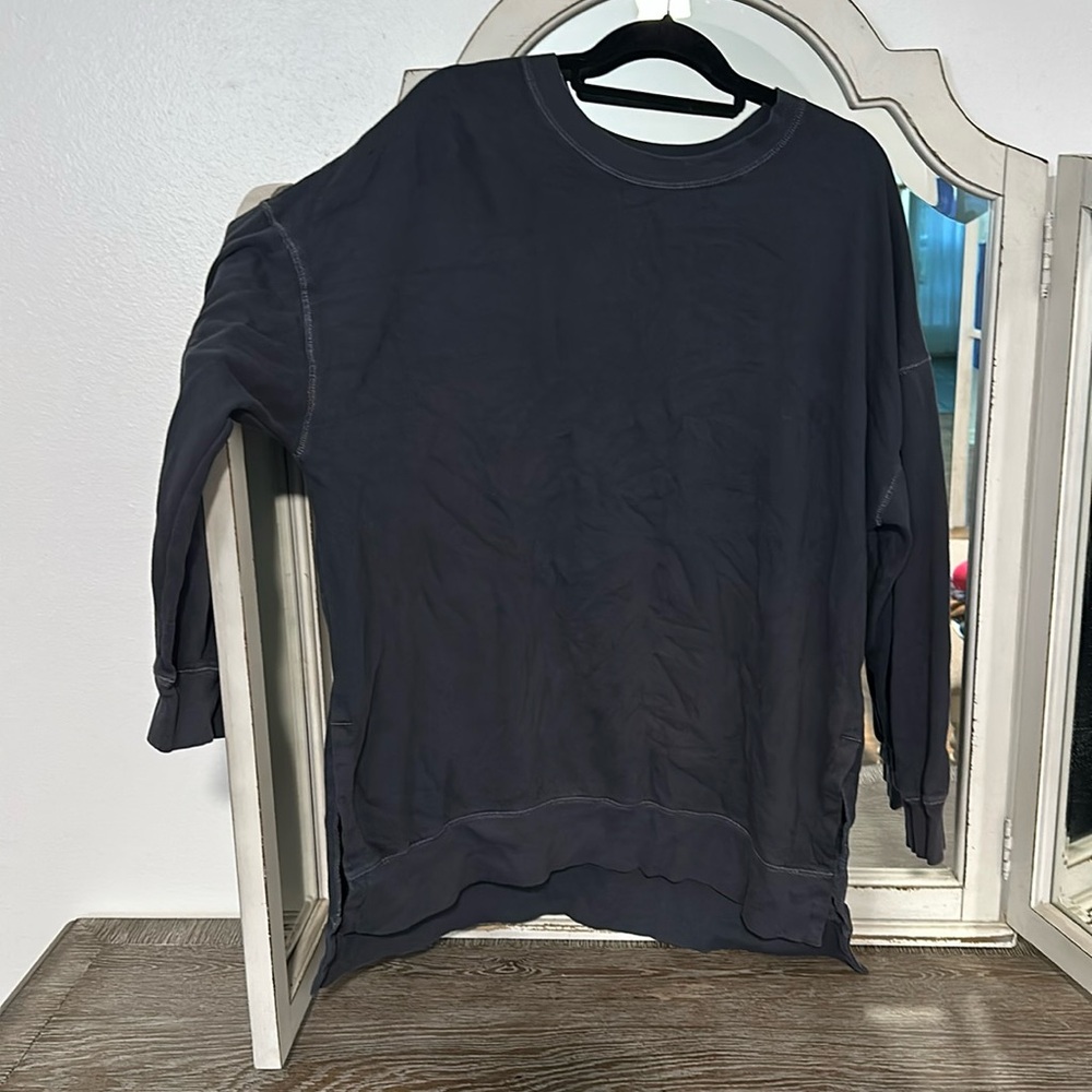 Old navy sweatshirt